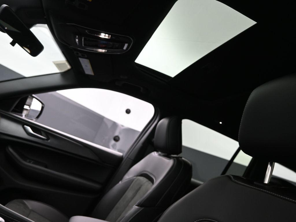 2025 Jeep Grand Cherokee Altitude photo 16