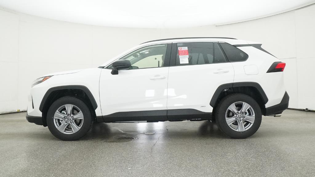 2025 Toyota RAV4 Hybrid LE photo 9
