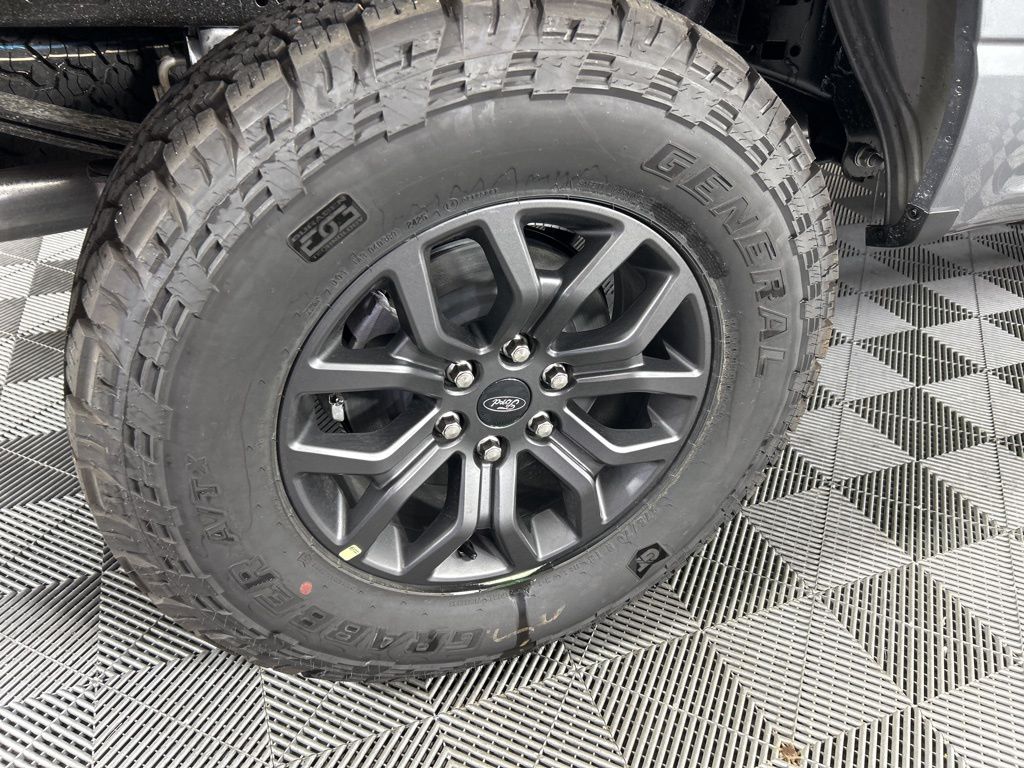 2025 Ford F-150 Tremor photo 3