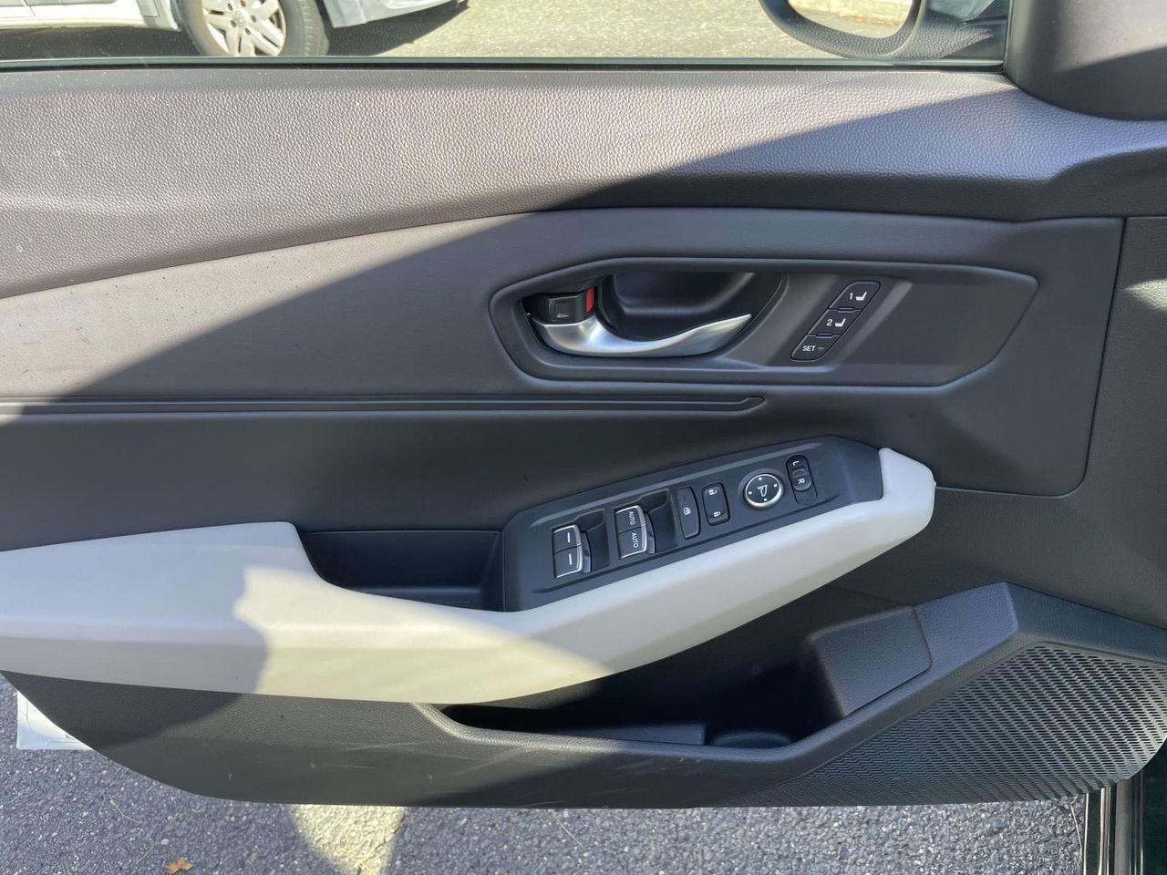 2023 Toyota RAV4 Hybrid photo 12