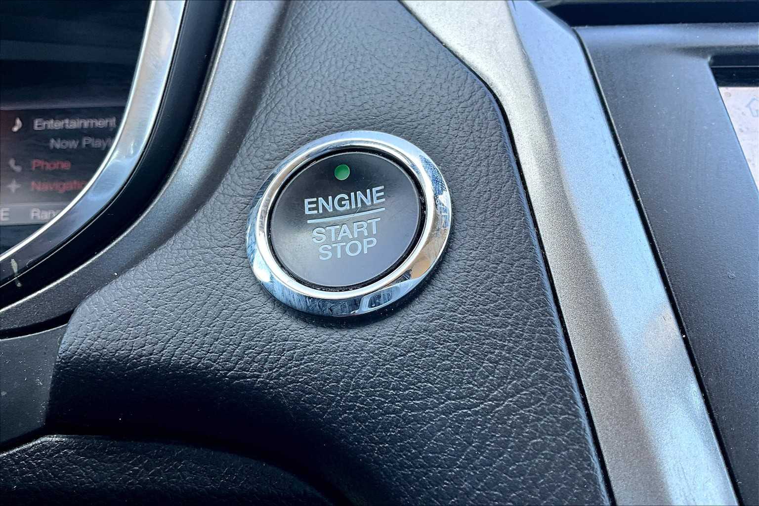 2020 Ford Fusion Hybrid SE photo 29