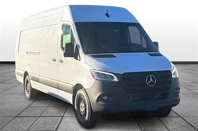 2025 Mercedes-Benz Sprinter Cargo Van Base's photo