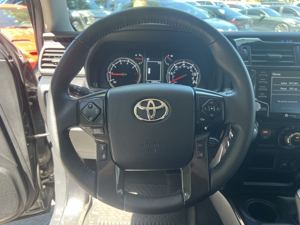 2024 Toyota 4Runner TRD Off-Road photo 15