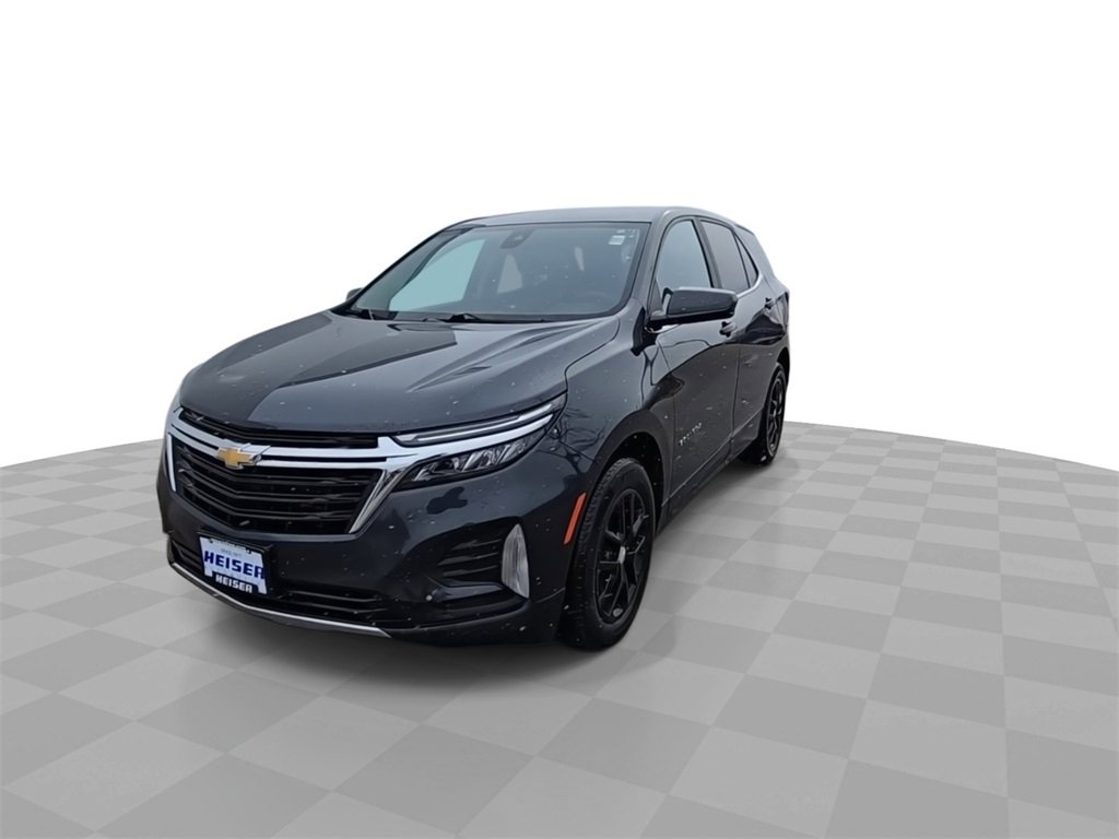 2022 Chevrolet Equinox LT photo 3