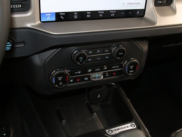 2025 Ford Bronco Outer Banks photo 22