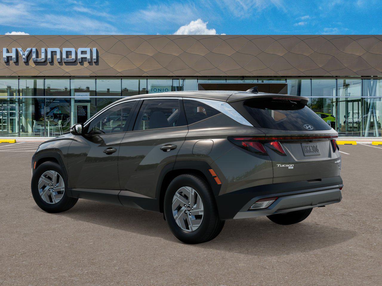 2026 Hyundai Tucson Hybrid Blue SE photo 3
