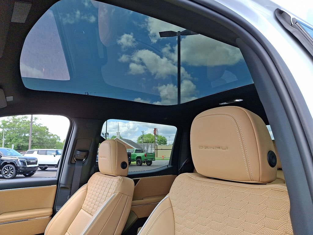 2025 Gmc Sierra Denali photo 13