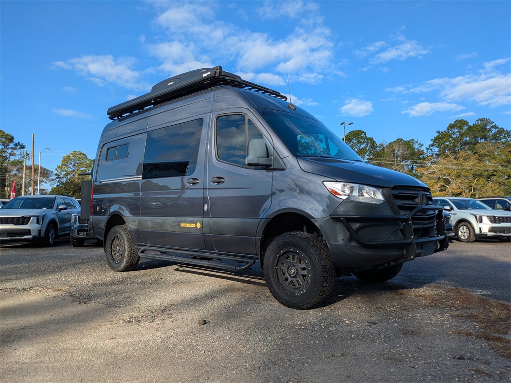 2019 Mercedes-Benz Sprinter Crew Van Base's photo