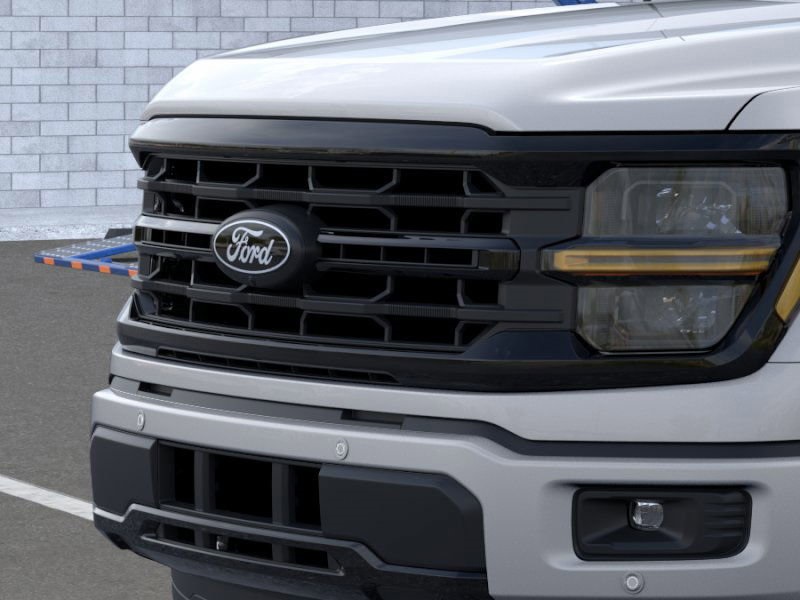 2025 Ford F-150 XLT photo 17