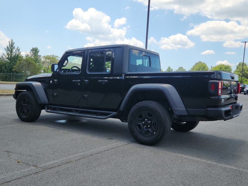 2020 Jeep Gladiator Sport photo 5