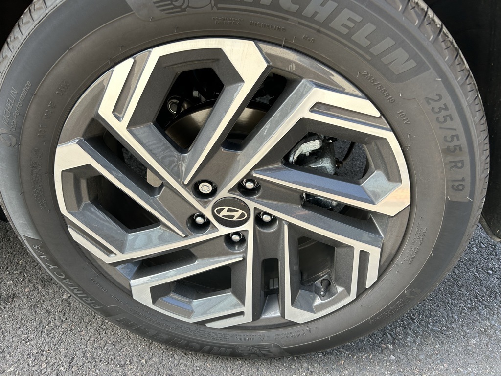 2025 Hyundai Tucson Hybrid Limited photo 9