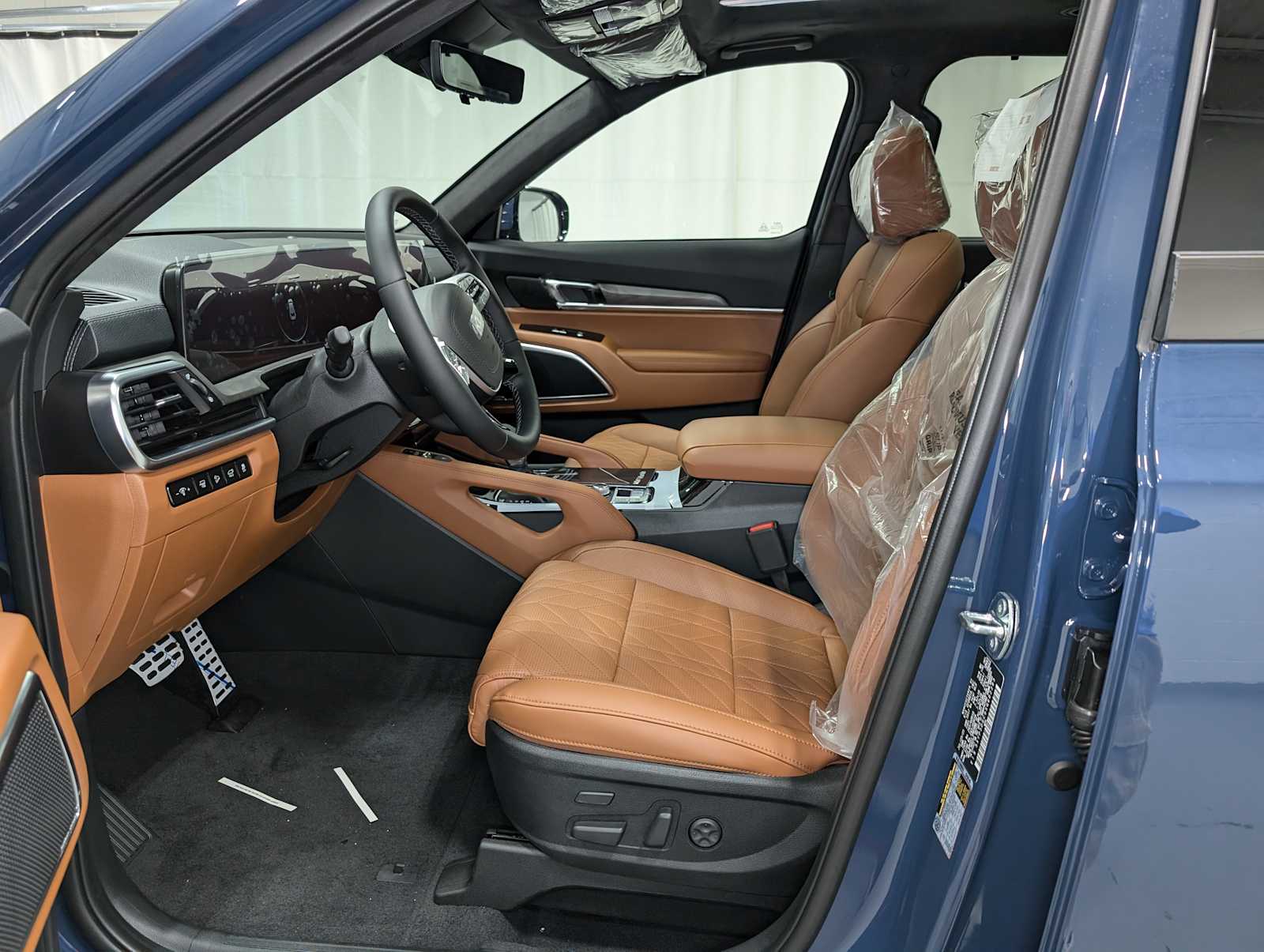 2025 Kia Telluride X-Pro photo 2
