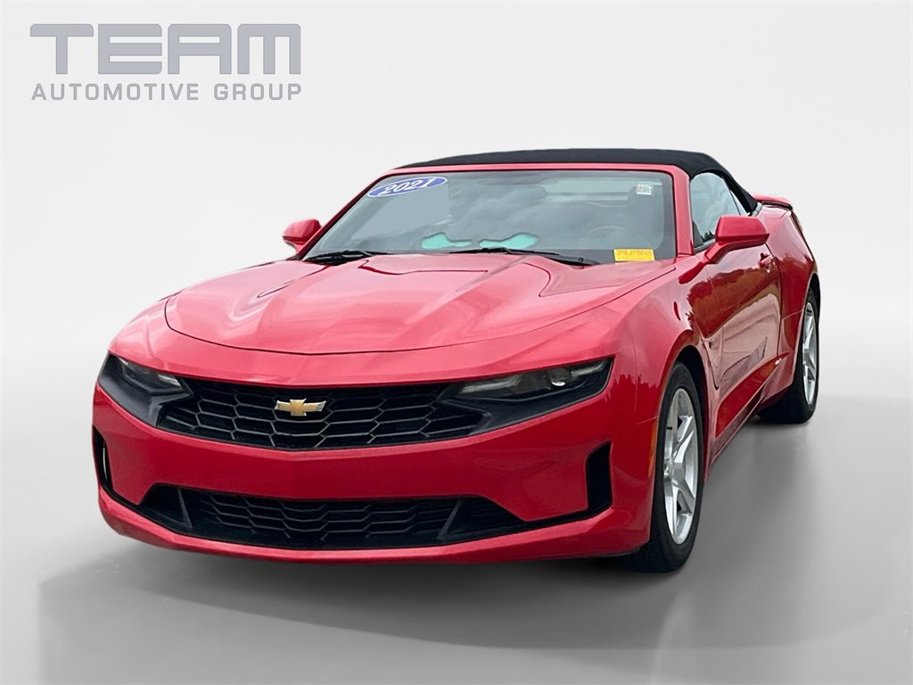 2021 Chevrolet Camaro 1LT photo 3