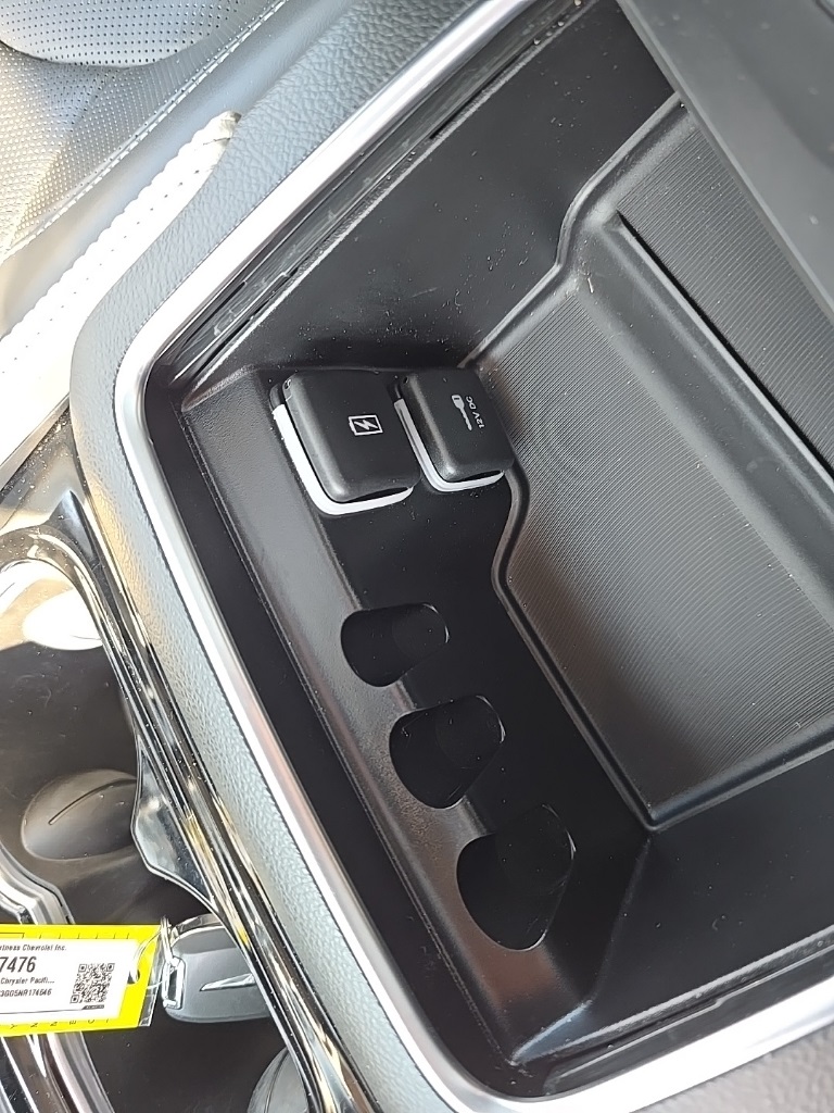 2022 Chrysler Pacifica Limited photo 64