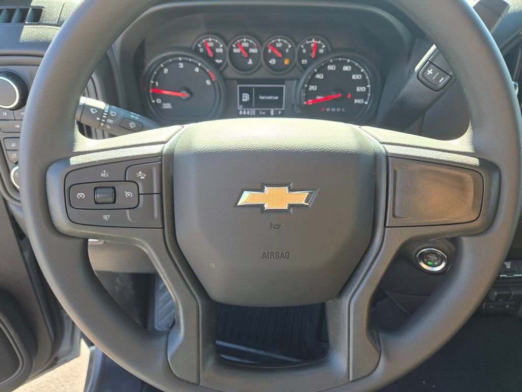 2026 Chevrolet Silverado 2500HD Custom photo 9
