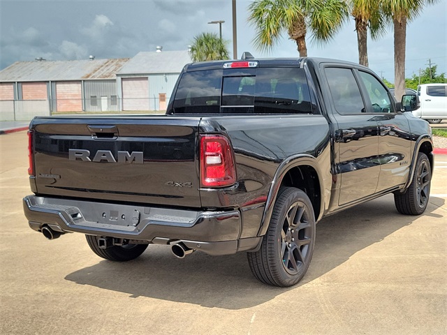 2025 Ram 1500 Laramie photo 5