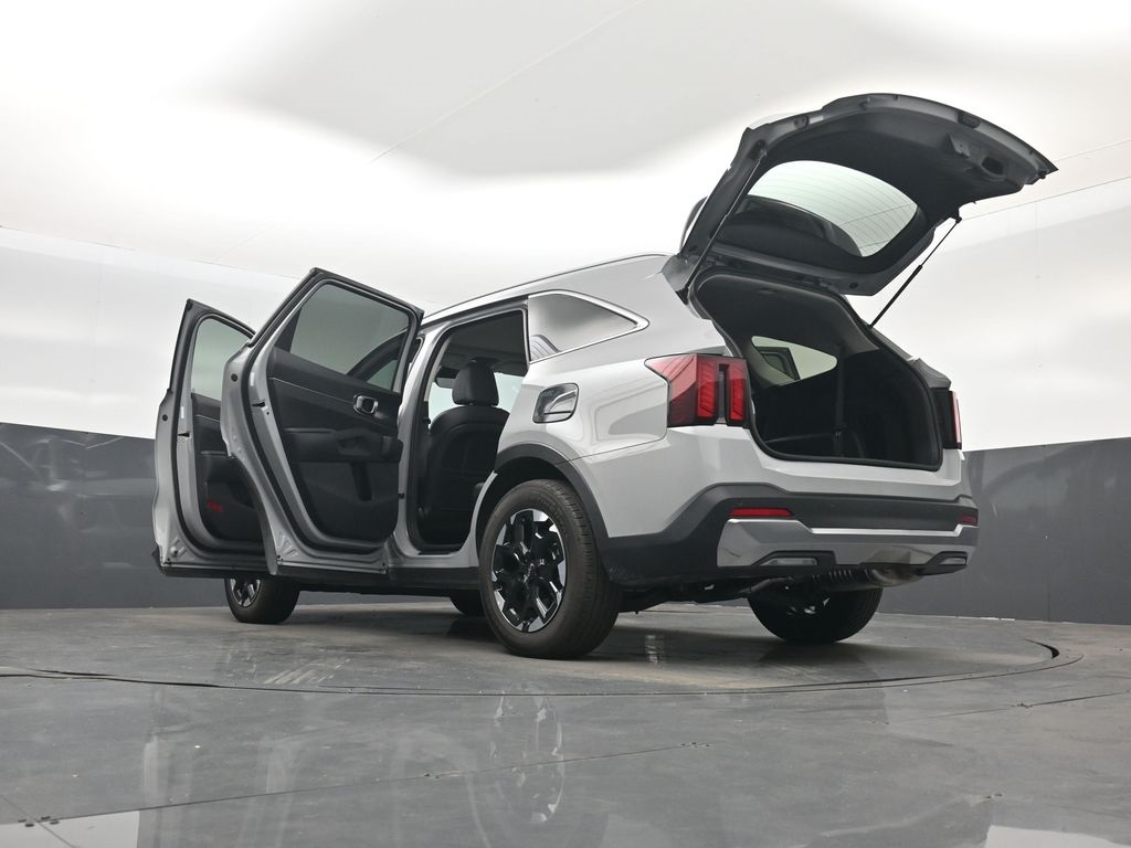 2025 Kia Sorento S photo 40