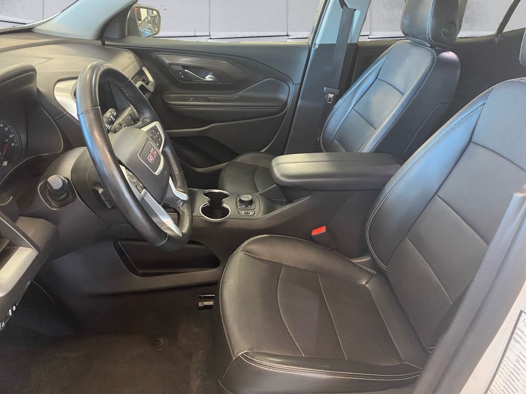 2024 Gmc Terrain SLT photo 6