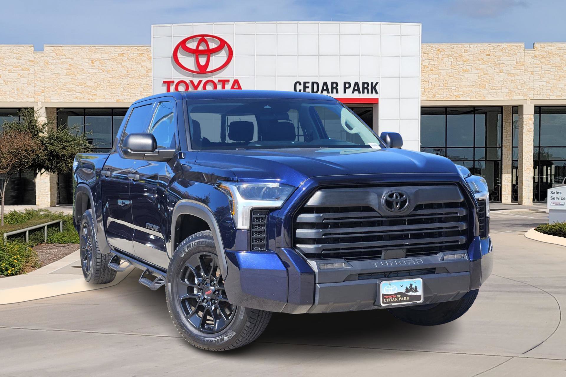 2022 Toyota Tundra SR5's photo