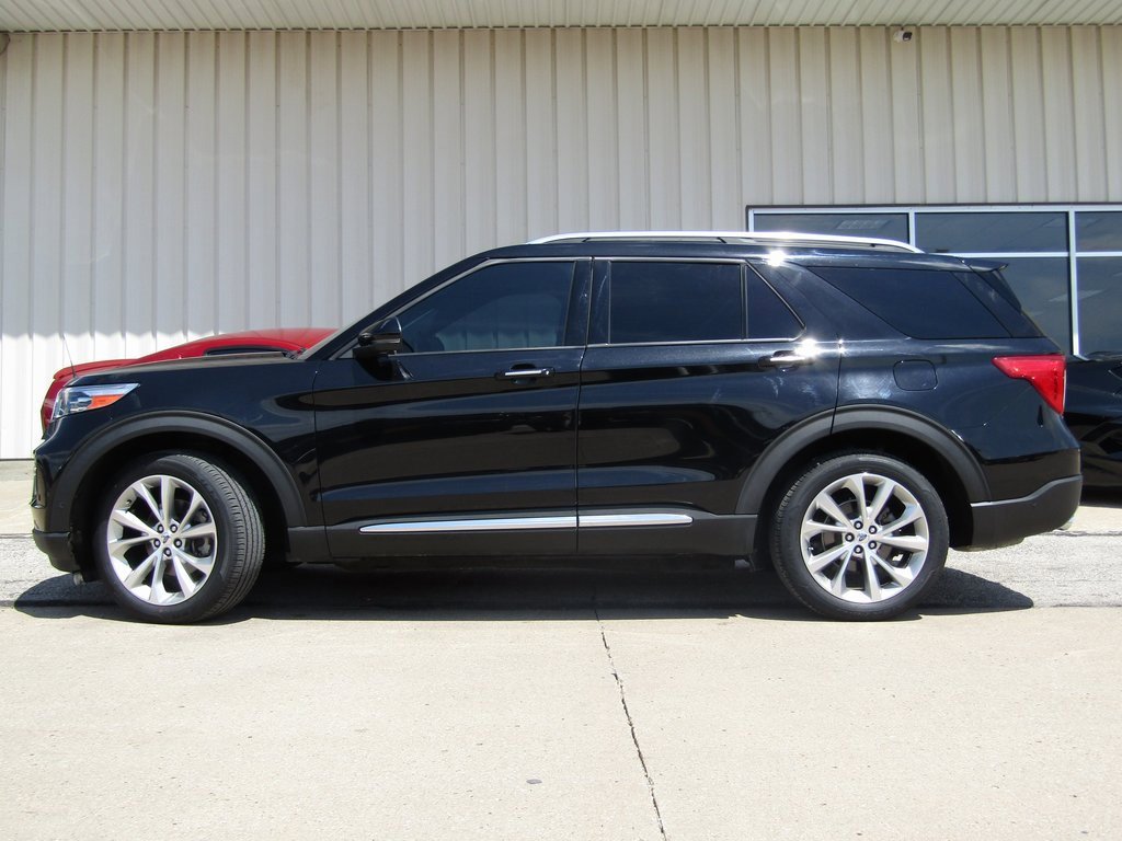 2021 Ford Explorer Platinum photo 9