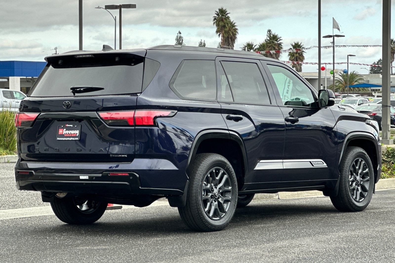 2026 Toyota Sequoia Platinum photo 4