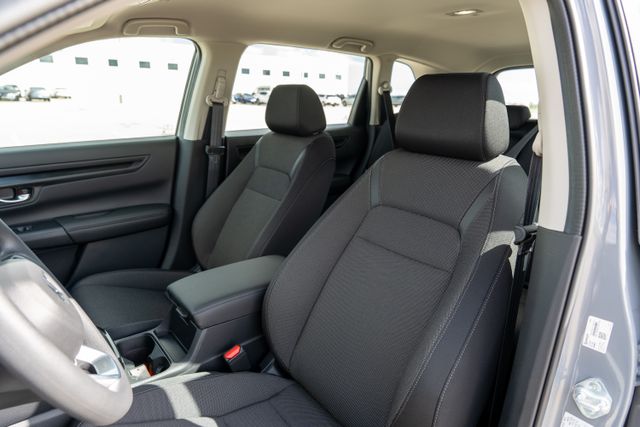 2026 Honda CR-V LX photo 15