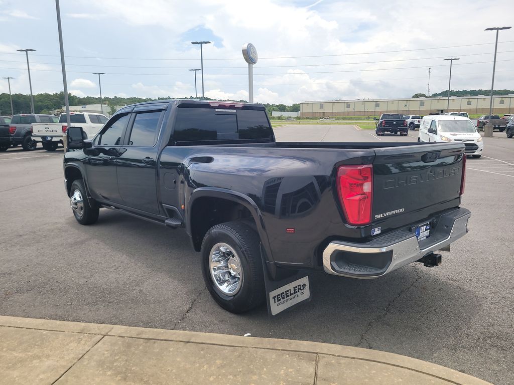 2024 Chevrolet Silverado 3500HD LT photo 5