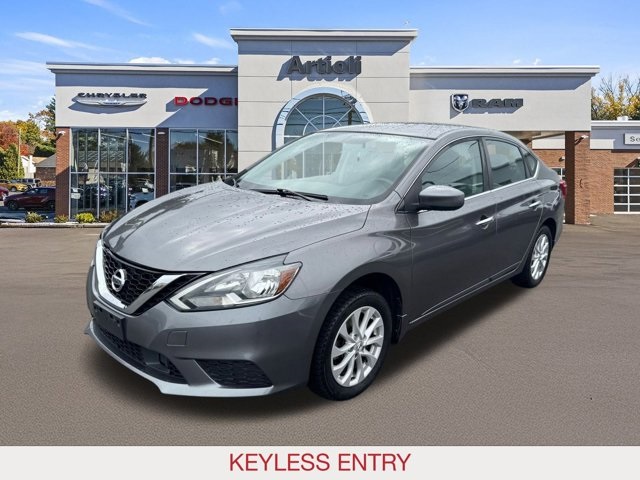 2018 Nissan Sentra SV photo 3