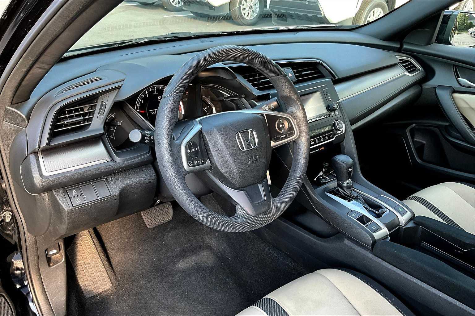 2016 Honda Civic LX photo 12