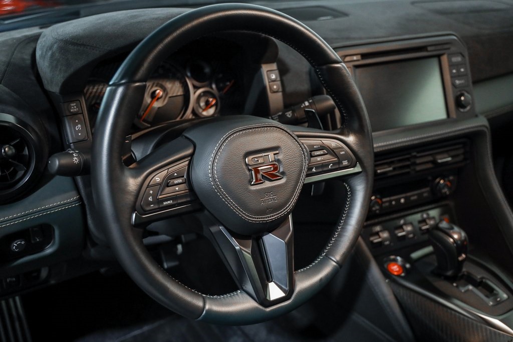 2021 Nissan GT-R Premium photo 31