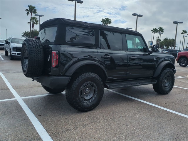 2025 Ford Bronco Outer Banks photo 4