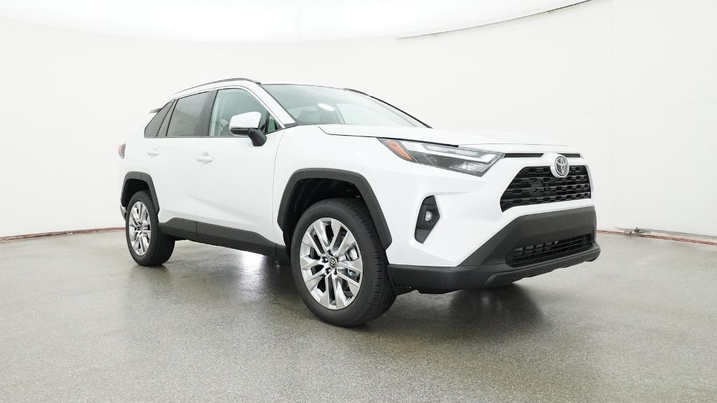 2025 Toyota RAV4 XLE Premium photo 29