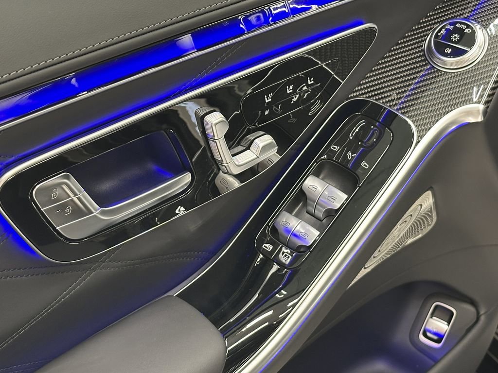 2026 Mercedes Benz S AMG 63 e 4MATIC photo 12