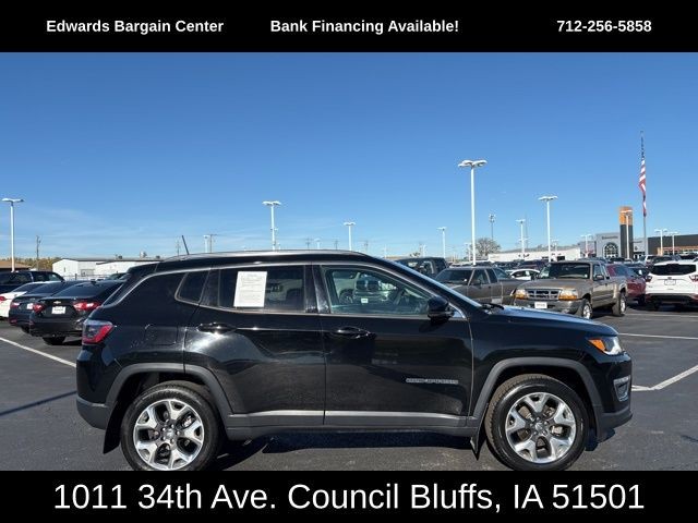 2018 Jeep Compass Limited's photo