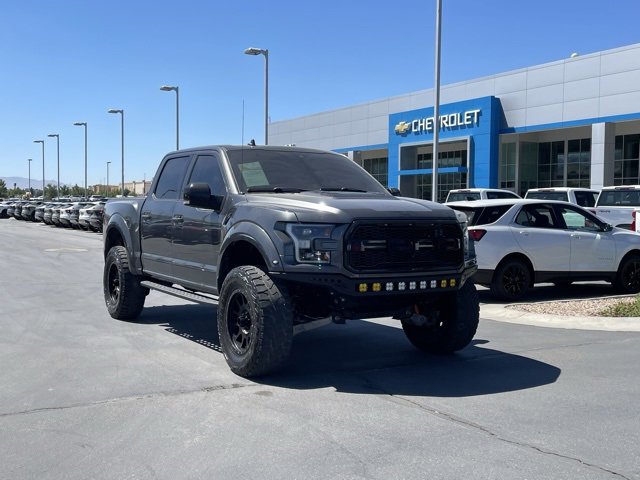2019 Ford F-150 Raptor photo 2