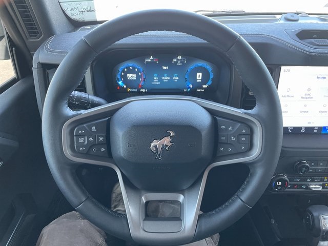 2025 Ford Bronco Badlands photo 28