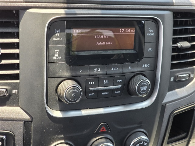 2020 Ram 1500 Classic Tradesman photo 4