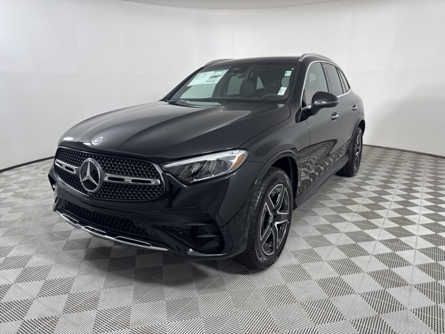 2026 Mercedes Benz GLC 300 4MATIC photo 2