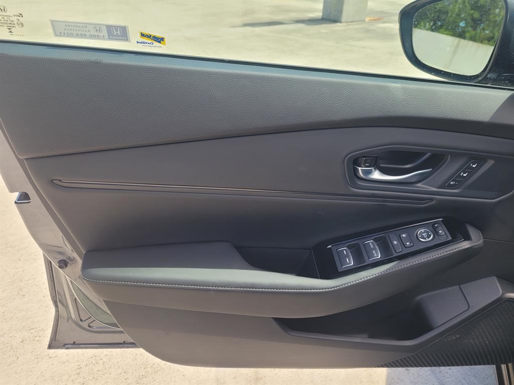 2025 Honda Accord Hybrid Touring photo 16