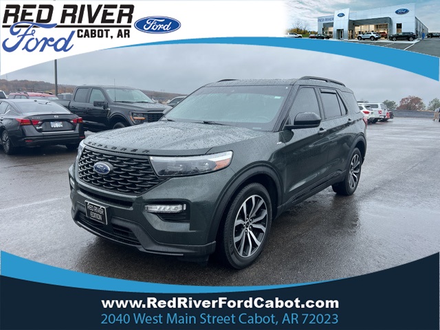 2023 Ford Explorer ST-LINE's photo