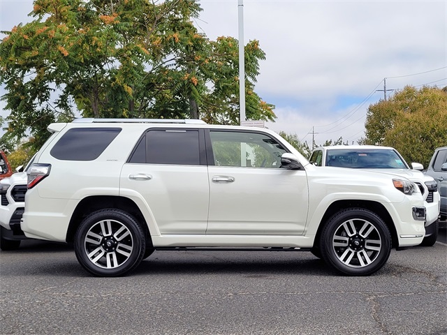 2022 Toyota 4Runner Limited photo 5