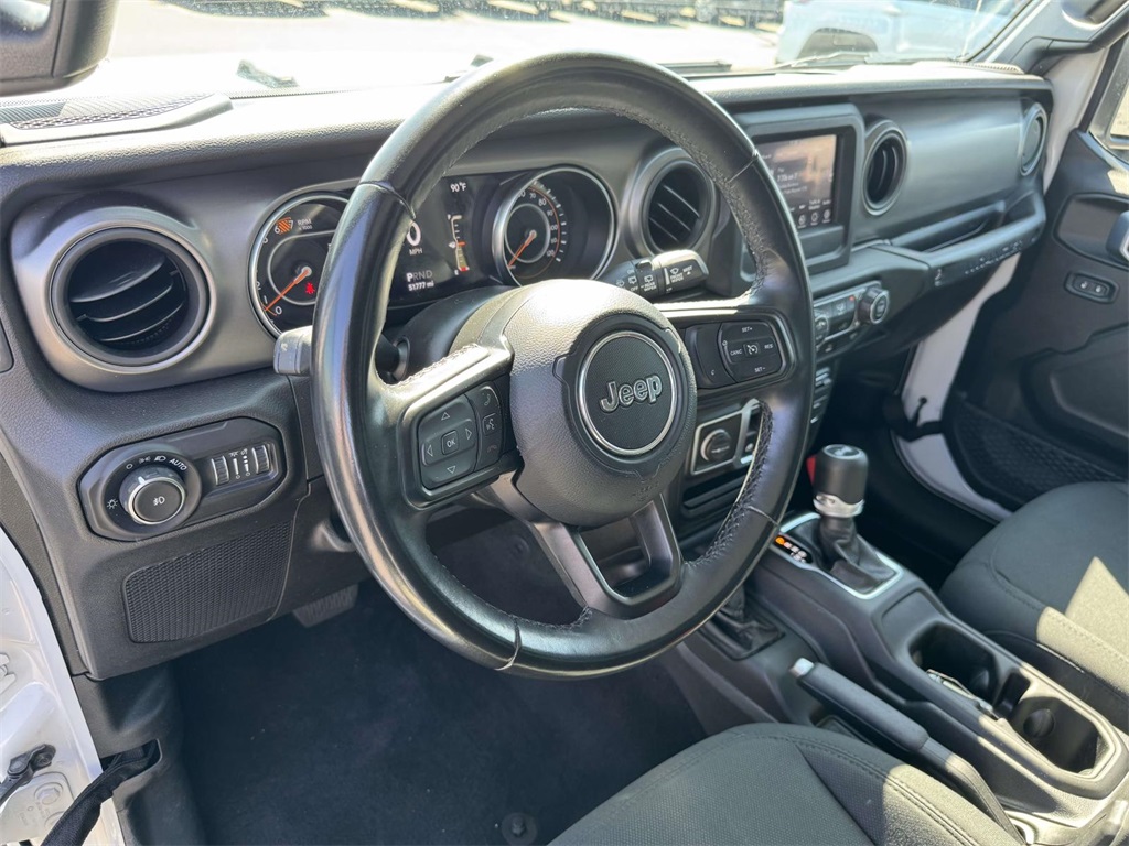 2021 Jeep Wrangler Willys photo 2