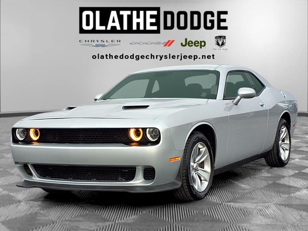 2021 Dodge Challenger SXT