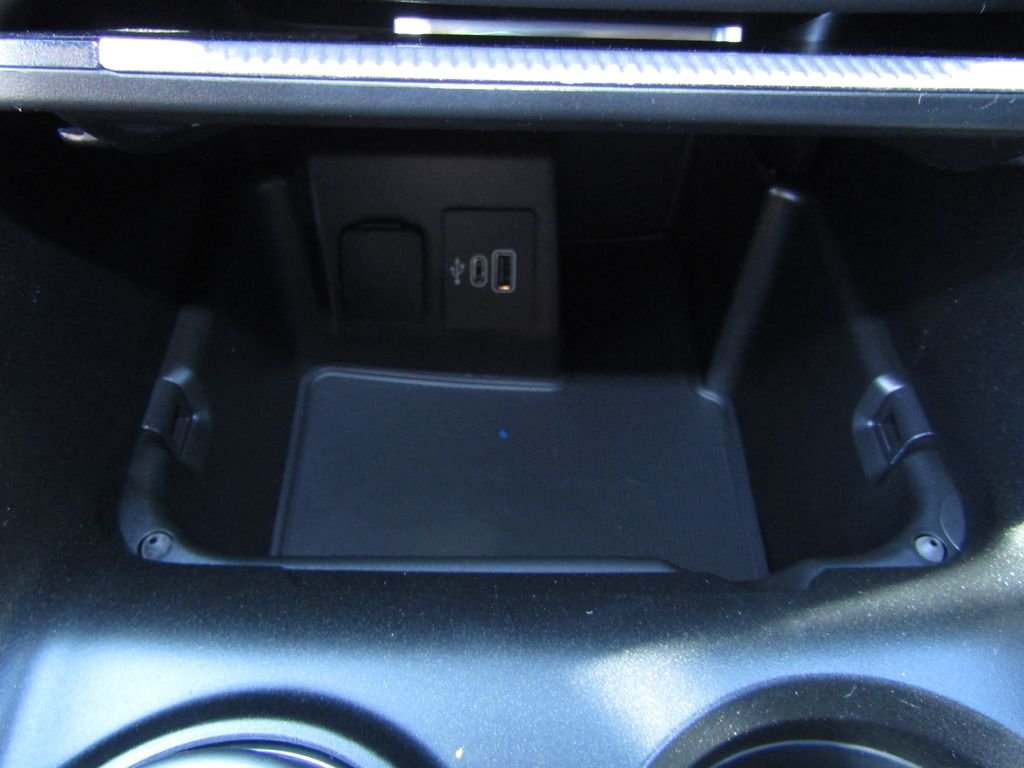 2025 Ford Explorer ST photo 21