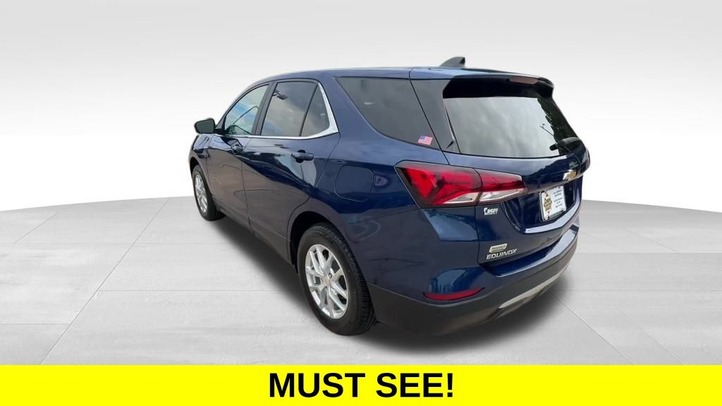 2022 Chevrolet Equinox LT photo 3