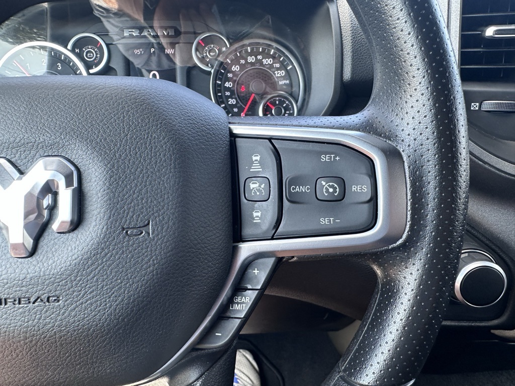 2025 Ram 1500 Tradesman photo 8