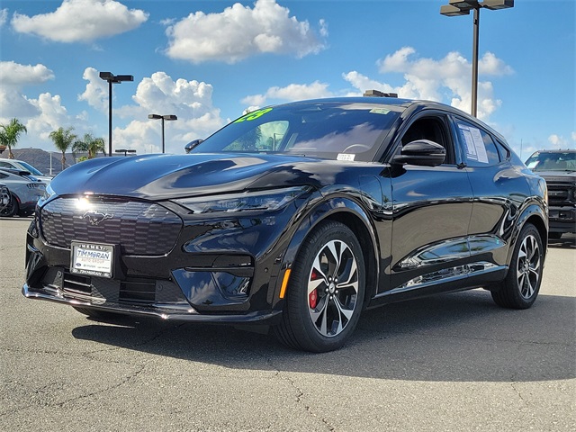 2023 Ford Mustang Mach-E GT photo 2