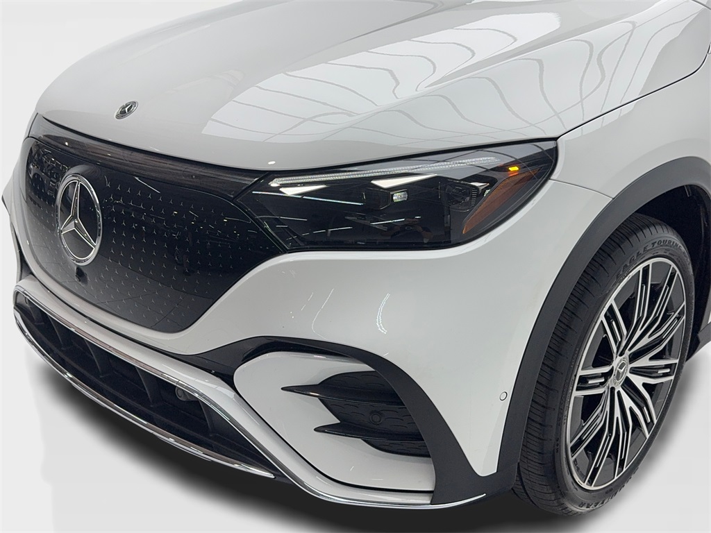 2024 Mercedes Benz EQE SUV 350 photo 3