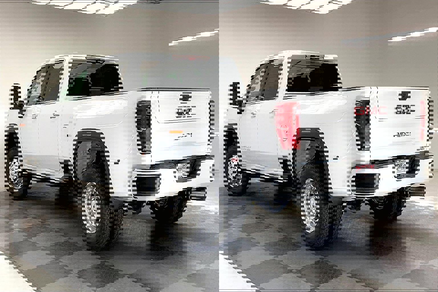 2026 Gmc Sierra 3500 HD Denali photo 2