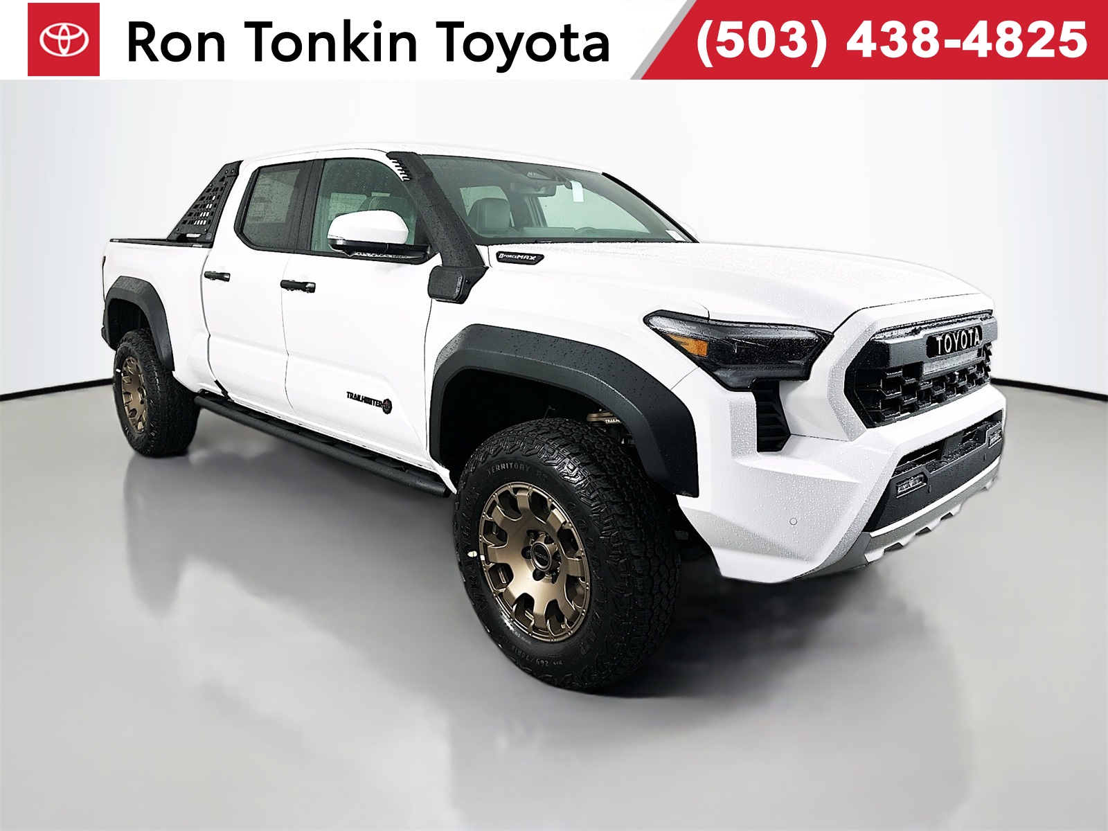 2025 Toyota Tacoma Trailhunter's photo